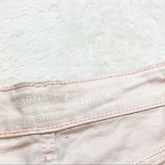 Levi’s high waist pink shorts sz 29 - Picture 3 of 7